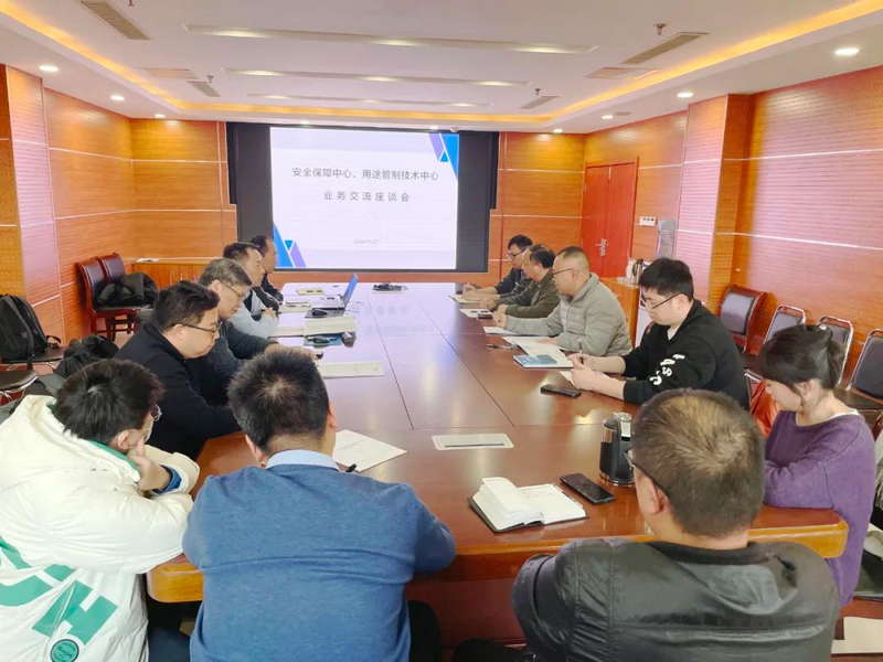 1979553465396756480.jpg 031648214pxx.jpg