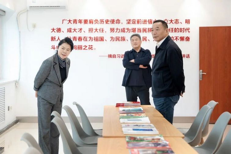 1979568902008340480.jpg 171741333n6z.jpg