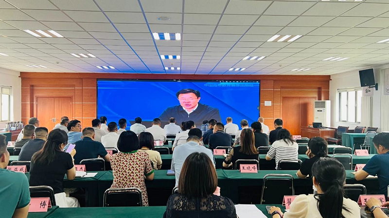 1979744485367541760.jpg 27115015uinx.jpg