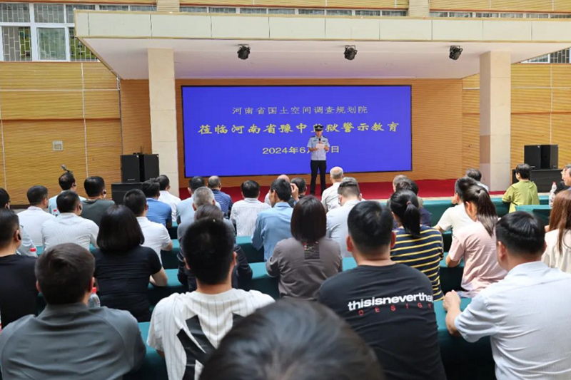 1979745498002550784.jpg 201728340t5t.jpg